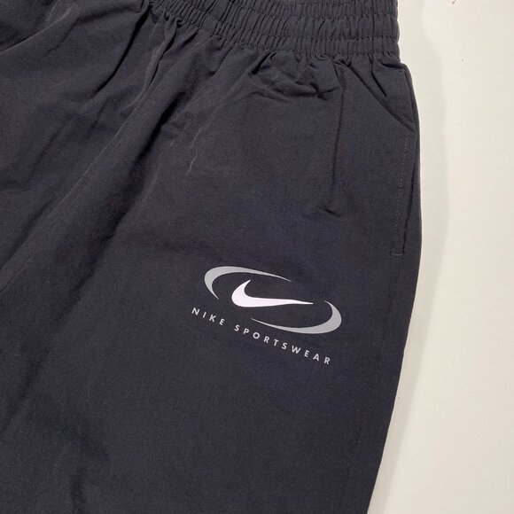 NWT Womens Nike Swoosh Cuff Loose Fit Cuffed Woven Pants size XS - Picture 3 of 11